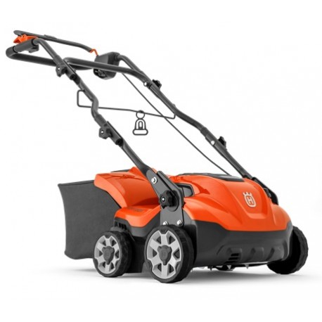 Wertykulator Husqvarna S 138C skaryfikator elektryczny 1600W